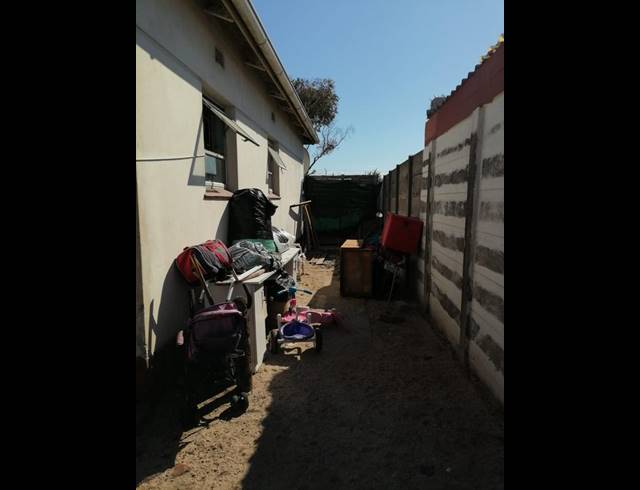 2 BEDROOM HOUSE FOR SALE IN BROOKLYN